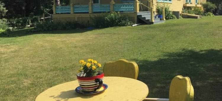 Rivers Edge Victorian Inn图片