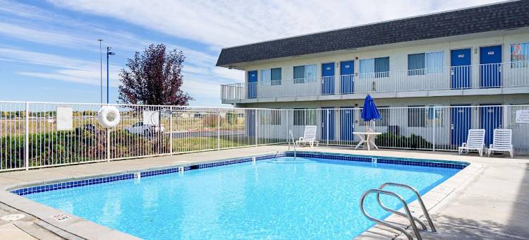 拉勒米6号汽车旅馆(Motel 6 Laramie, WY)图片