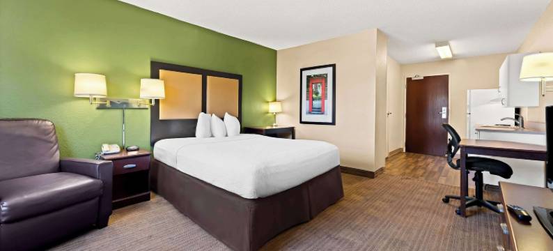 郊区开间哥伦布布拉德利公园(Suburban Studios Columbus Bradley Park)图片