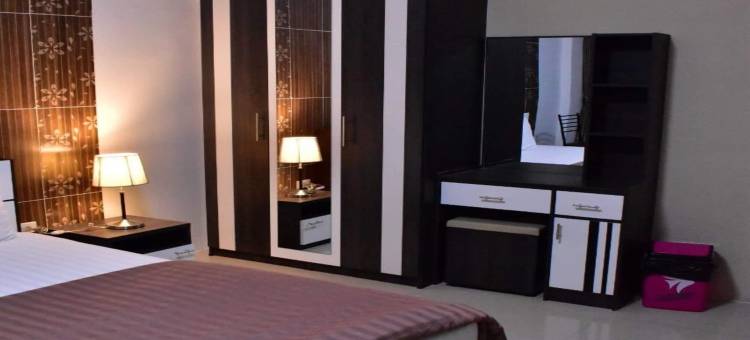 OYO 75504 拉查普鲁克公寓安通(OYO 75504 Ratchapruek Apartment Angthong)图片