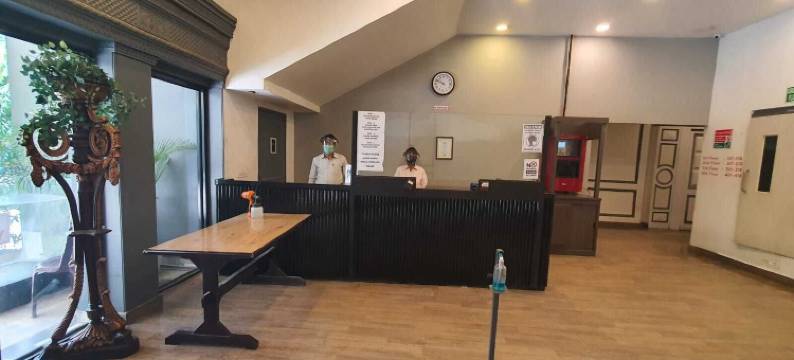 金帕克酒店(Golden Parkk Hotel)图片