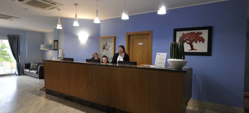 阿蕾佳依玛莉娜住宅酒店(Aregai Marina Hotel & Residence)图片