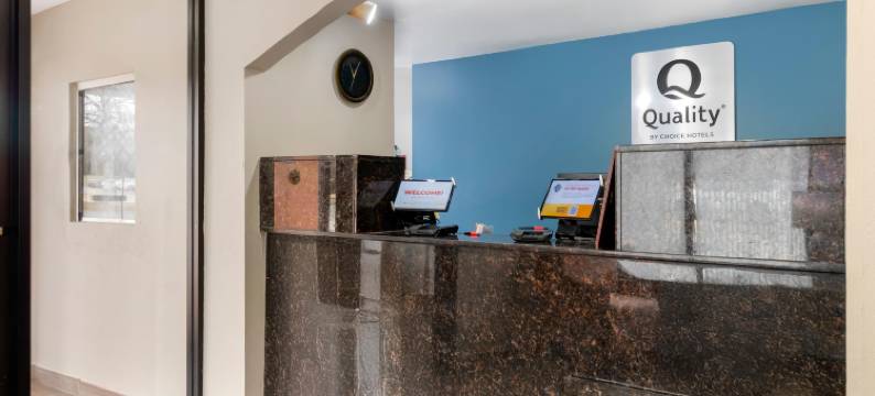 品质酒店及套房迪凯特 - 普莱斯维尔 I-65(Quality Inn & Suites Decatur Priceville I-65)图片