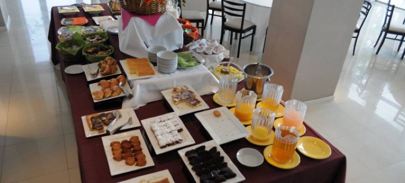 Camberland 拉马约酒店(Hotel Camberland Ramallo)图片