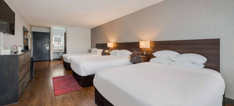 安大略红狮酒店(Red Lion Inn & Suites Ontario)图片