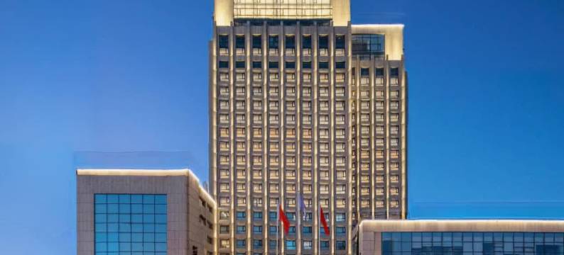 京燕饭店(北京石景山万达八角游乐园地铁站店)图片