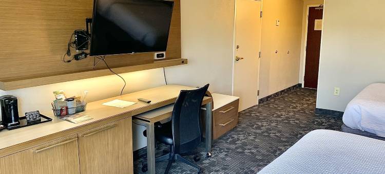 哈利森万怡酒店(Courtyard Harrisonburg)图片