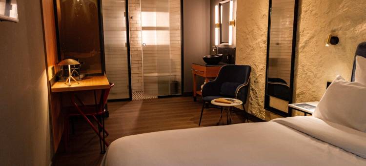 LETOH LETOH 塞维利亚(Letoh Letoh Sevilla)图片