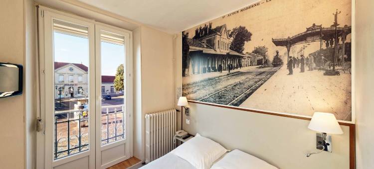 欧坦车站商务酒店(Contact Hôtel du Commerce et Son Restaurant Côte à Côte)图片