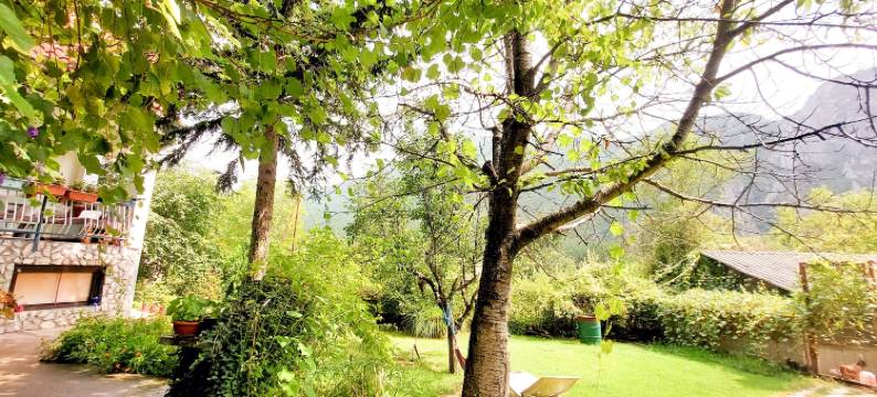 多尔纳玛特卡的完美公寓(Apt - Sleeps 2 - Balcony - Pets Ok)图片