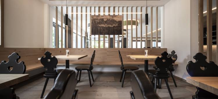 阿尔平酒店瓦乔莱特 - 限成人(Alpinhotel Vajolet - Adults Only)图片