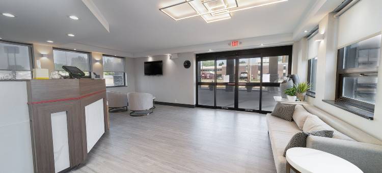 舒适酒店及套房-怀奥米辛雷丁(Comfort Inn & Suites Wyomissing-Reading)图片