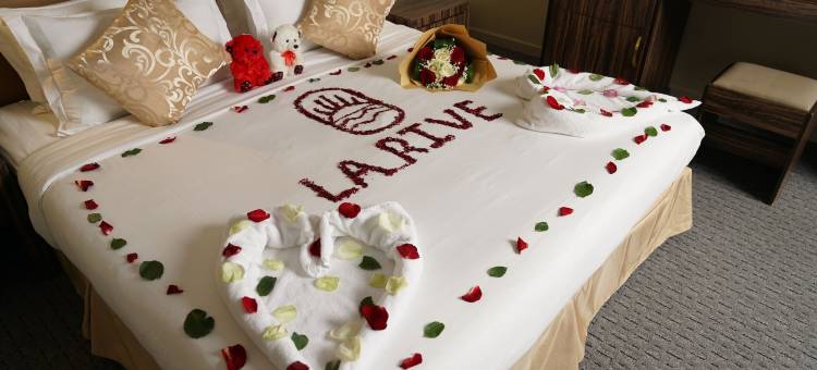 高森阿尔巴纳夫瑟吉酒店式公寓(La Rive Hotels & Suites)图片