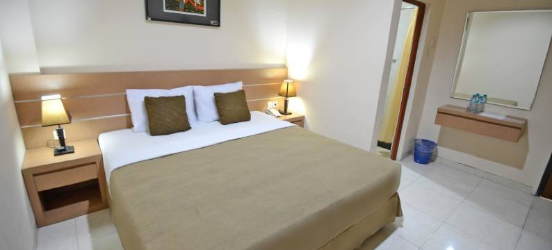 DPT 33预算酒店(Hotel Graha Dpt 33)图片