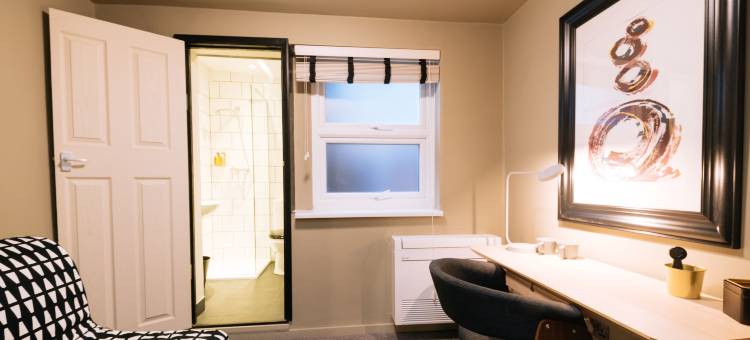 内斯特的沃里克(The Warwick By Nestor)图片