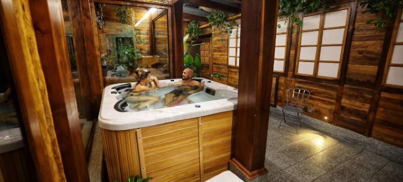 奎因森咖啡馆住宿加早餐旅馆(Café Quinson Relais de Charme)图片