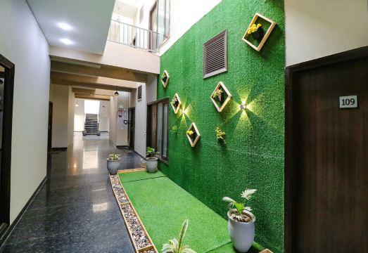 FabHotel K9 Hotel Overview