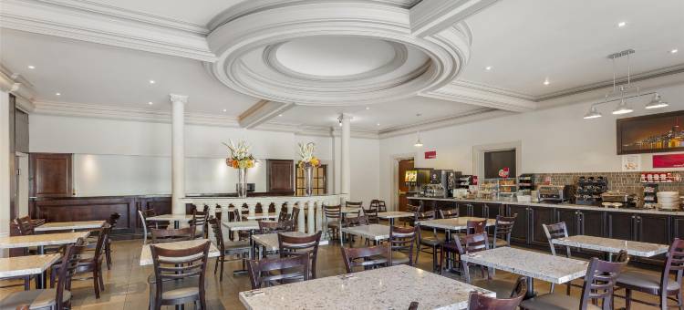 多伦多机场旅行贝斯特韦斯特优质酒店(Best Western Plus Travel Hotel Toronto Airport)图片