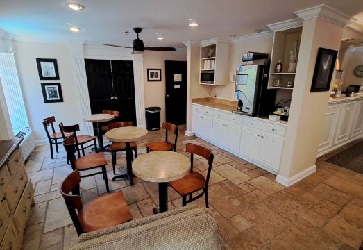 Saint Simons Inn by the Lighthouse Hotel Overview