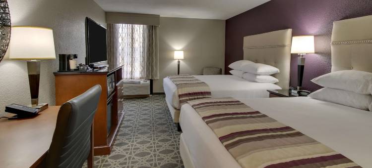 波普勒布拉夫德鲁里套房酒店(Drury Inn & Suites Poplar Bluff)图片
