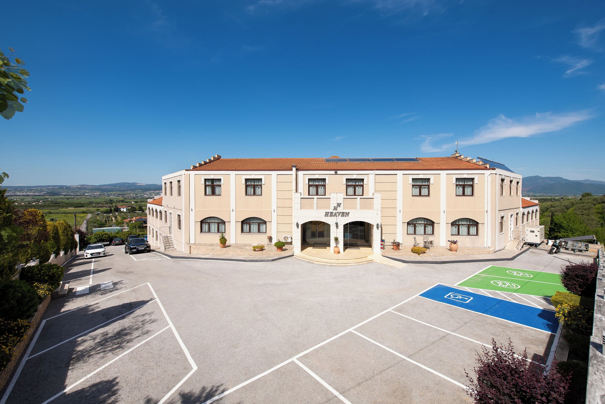 Heaven Hotel Thessaloniki Airport Over view
