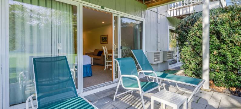 东汉普顿度假屋酒店(East Hampton House Resort)图片