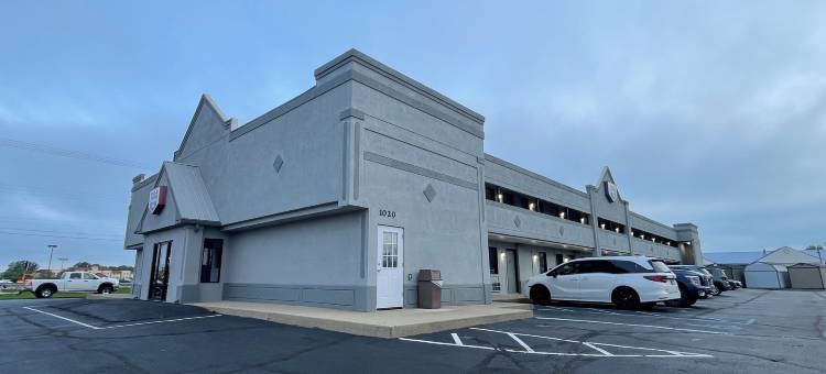 克劳福兹维尔骑士酒店(Knights Inn Crawfordsville)图片