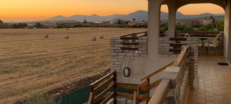 特拉蒙托酒店(Domo Il Tramonto Giba)图片