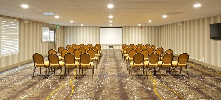 智选假日套房酒店帕索罗布尔斯的(Holiday Inn Express & Suites Paso Robles)图片