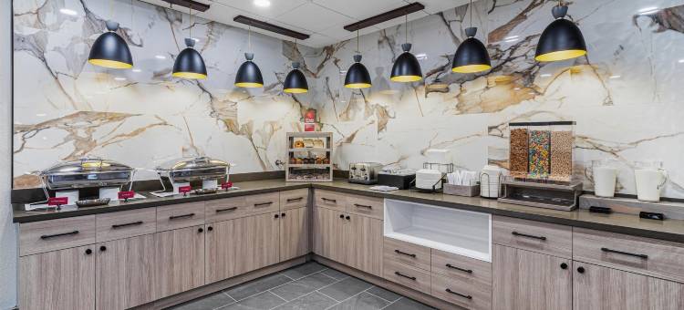 贝斯特韦斯特普拉斯萨凡纳盖特韦酒店(Best Western Plus Savannah Gateway)图片