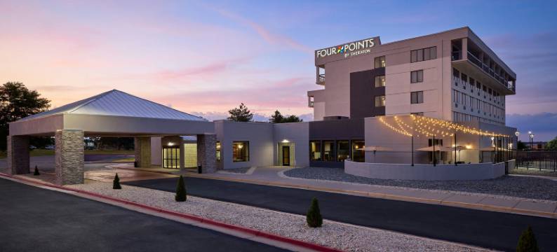 恩格尔伍德百年机场福朋喜来登酒店(Four Points by Sheraton Englewood Centennial Airport)图片