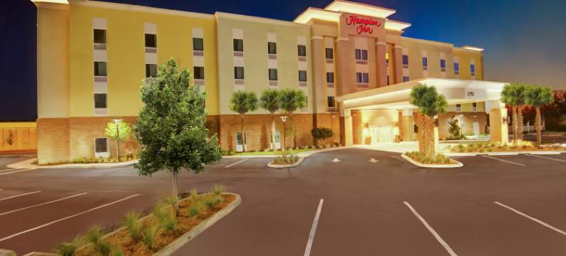 希尔顿欢朋酒店-普兰特城(Hampton Inn Plant City)图片