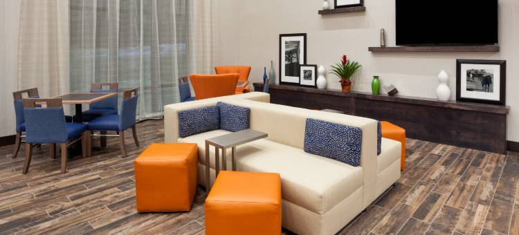 IA苏城南欢朋酒店(Hampton Inn & Suites Sioux City/South)图片