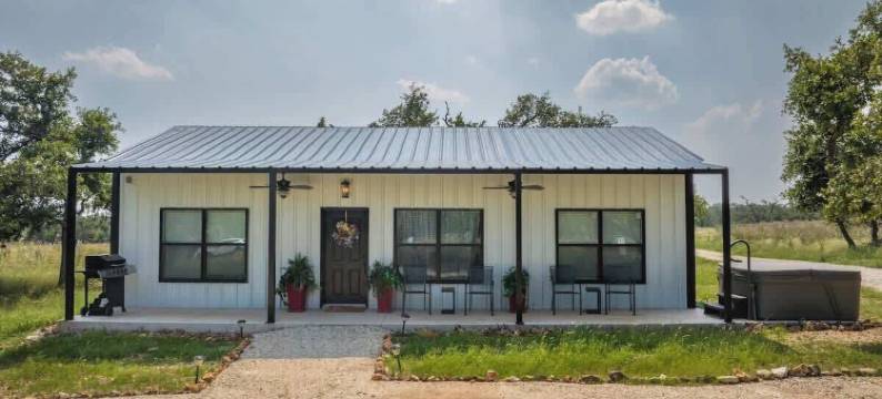 La Casita：有热水浴缸和火坑，距离弗雷德15分钟(La Casita: Hot-Tub & Firepit, 15 Min to Fred!)图片