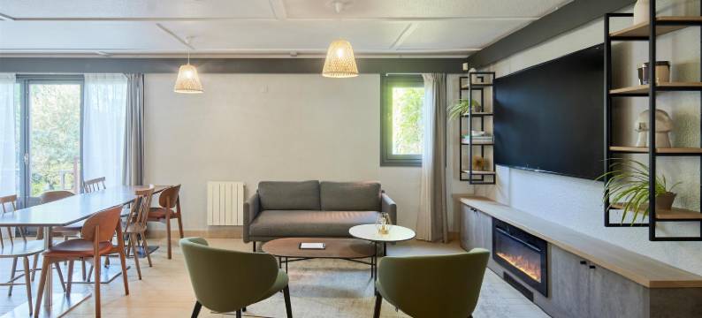 康铂尼蓬图瓦兹酒店(Hotel Campanile Nature - Cergy Pontoise)图片