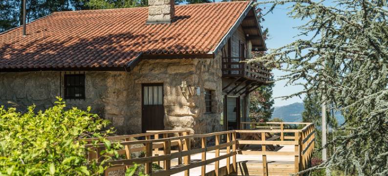 Uma joia moderna de meados do século em Braga图片