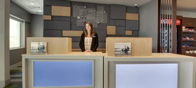 伊丽莎白敦北智选假日套房酒店(Holiday Inn Express & Suites Elizabethtown North)图片