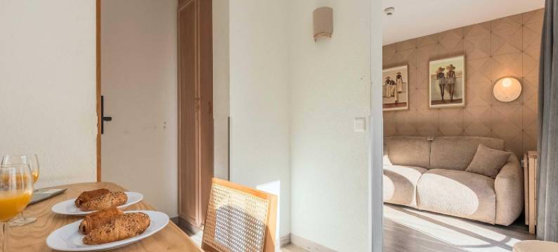 Charming apartement- 1BR-4P- Genève图片
