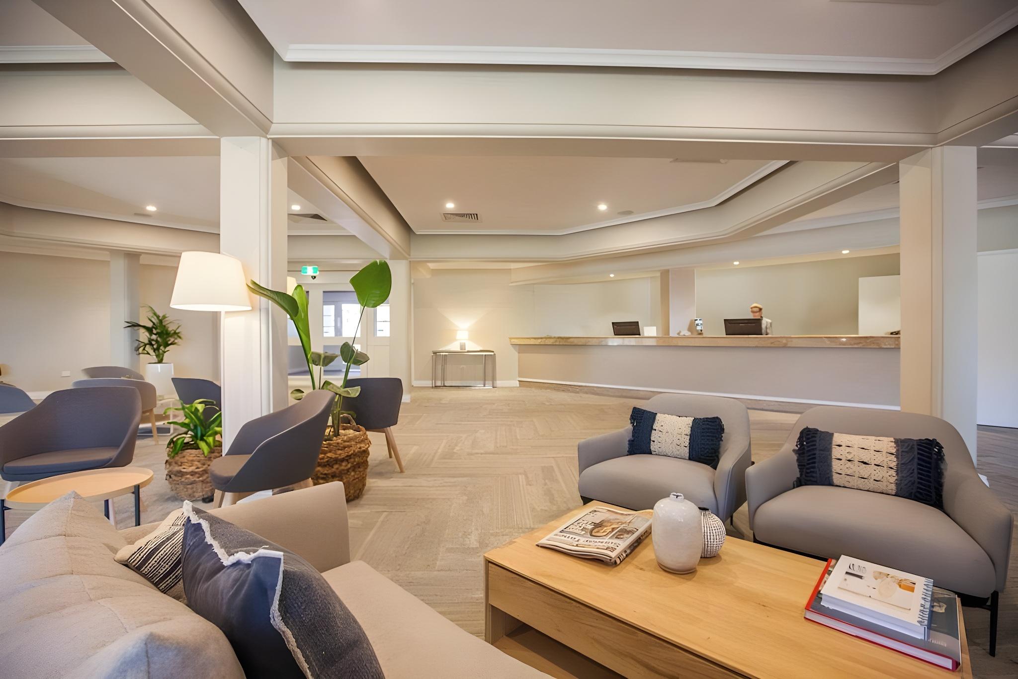 The Marina Hotel - Mindarie Over view