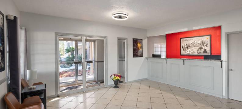 湖城速8酒店(Super 8 by Wyndham Lake City)图片