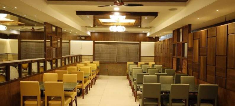 贾姆坎迪格兰德酒店(Hotel Grand Inn Jamkhandi)图片