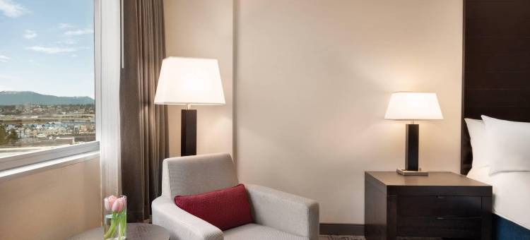 温哥华机场丽笙酒店(Radisson Hotel Vancouver Airport)图片