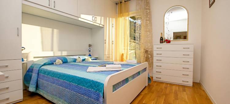 特别放松泳池露台公寓(Torbole Relax, Pool & Balcony Apartment)图片