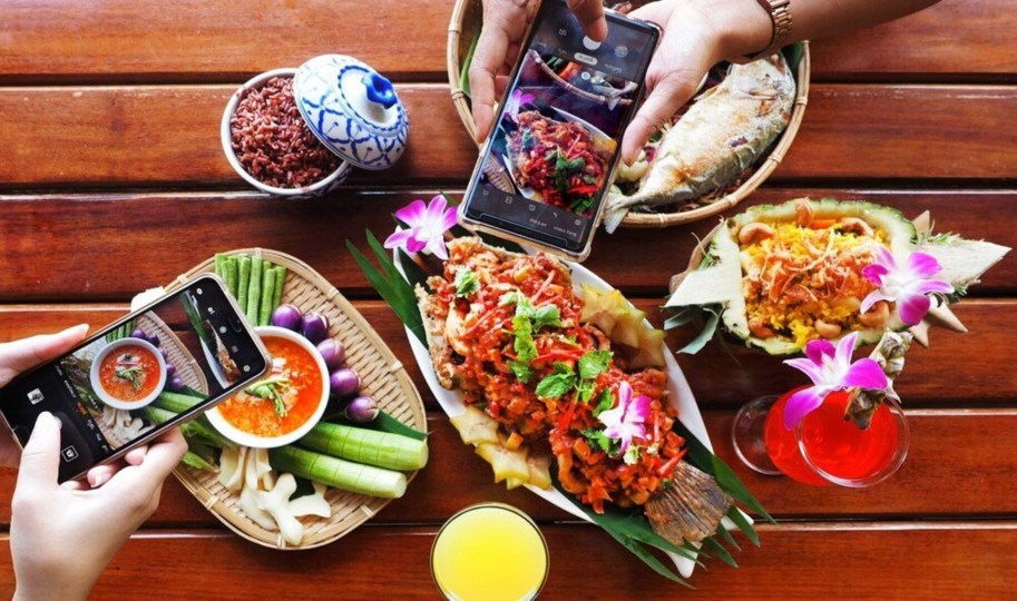 Birds and Bees Resort Over view