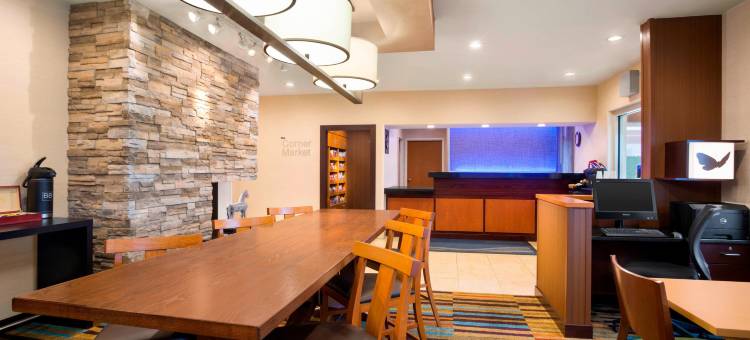 迪比克旅馆&套房(Dubuque Inn & Suites)图片