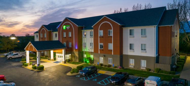 智选假日套房酒店百福(Holiday Inn Express & Suites Bedford)图片