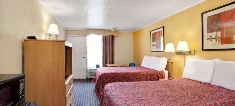 西诺克斯维尔温德姆戴斯酒店(Days Inn by Wyndham Knoxville West)图片