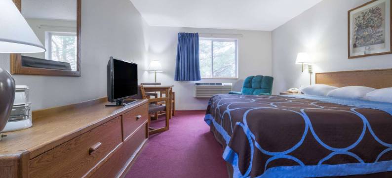 帕克拉皮兹速8酒店(Super 8 by Wyndham Park Rapids)图片