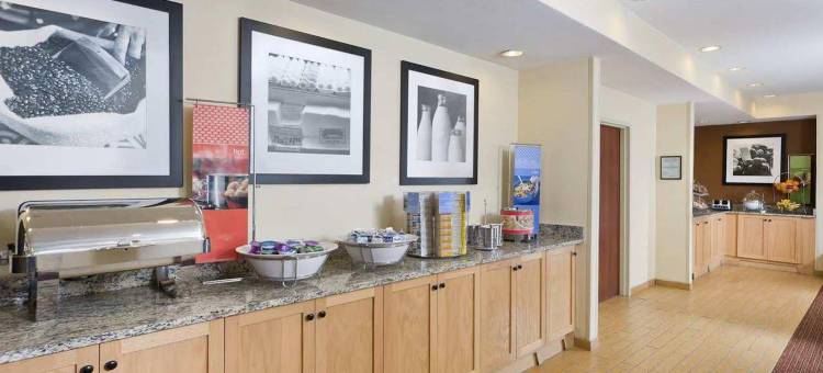 希尔顿欢朋酒店-休斯顿-威洛布鲁克购物中心(Hampton Inn Houston-Willowbrook Mall)图片