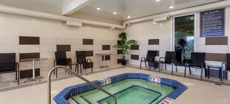 萨斯喀彻温堡贝斯特韦斯特优质套房酒店(Best Western Plus Fort Saskatchewan Inn  Suites)图片